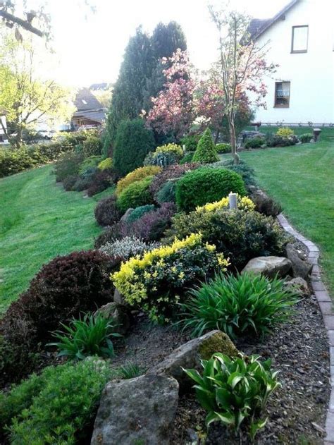 Wow Appealing Berms Landscaping In 2020 Front Yard Landscaping