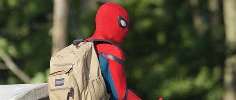 Así se ve Tom Holland usando el traje de Spider Man Homecoming Atomix