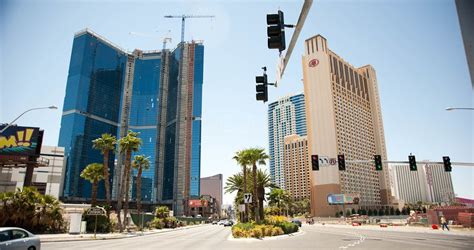 Hotels In Las Vegas Strip Hal Morin