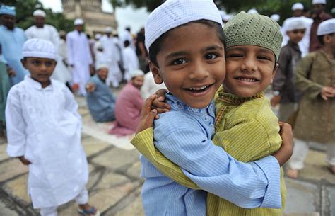 It honours the willingness of ibrahim (abraham) to sacrifice his son ismail (ishmael) as an act of obedience to god's command. Aid al Adha 2014 : la date de l'Aid el Kebir Le Journal du ...
