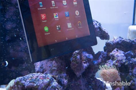 Sony Xperia Z2 Tablet Review Beauty Brains And A Beach Body