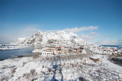 冬のヘニングスヴァール ロフォーテン諸島 ノルウェーの冬の風景 毎日更新！ 北欧の絶景をお届けします Hokuo S