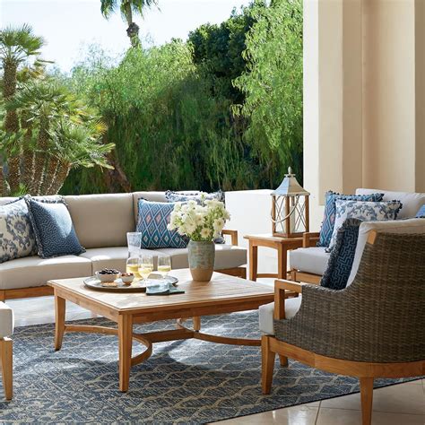 Bennett Indoor/Outdoor Rug | Frontgate | Outdoor furniture cushions