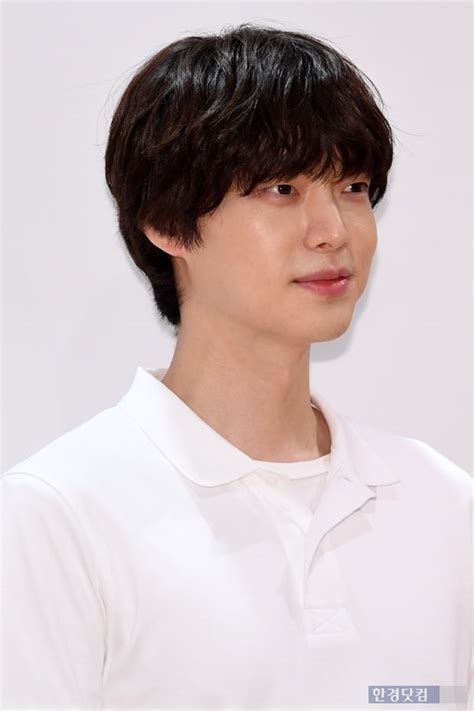 He is best known for his roles in television dramas such as you're all surrounded (2014), blood (2015). 안재현 구혜선 폭로 후…광고 OUT 신서유기까지 퇴출 위기 | 한경 ...