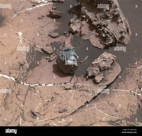 Pia Curiosity Rover Finds And Examines A Meteorite On Mars Stock