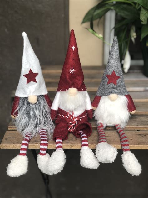 There is just something about these faceless characters with the big noses that make me smile every time i see them. Pin on Christmas 2019