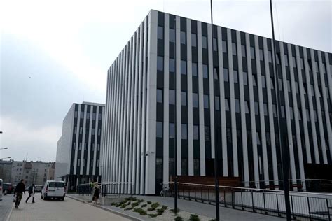 Poprzednia stronapierwszy wielkopolski urząd skarbowy w poznaniu. Centrum Jednostek Skarbowych w Poznaniu już otwarte. Teraz ...