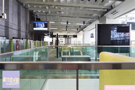 老龍坑站 lo lung hang station. 黃竹坑站大堂月台全面睇 列車有幾卡？ - 香港經濟日報 - TOPick - 休閒 - D160708