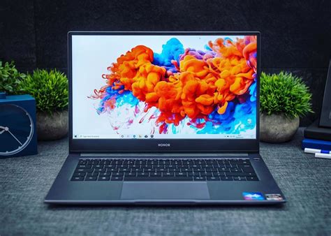 Jika jaraknya di bawah itu, anda bisa beli tv berukuran lebih kecil seperti: 928 : Yang Lama Sudah Berganti Baharu - Honor Magicbook 14 ...