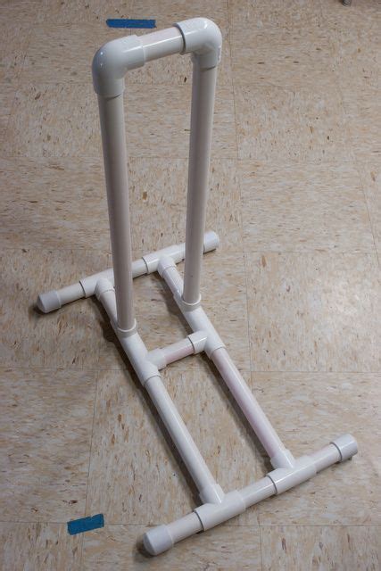 A simple to build, easy to use, inexpensive, sturdy bike stand. Pin on Pvc Pipes