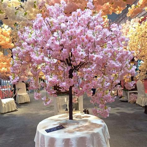 China Indoor Centerpiece Silk Cherry Blossom Tree Suppliers