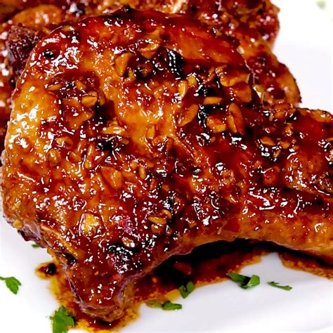 Honey Garlic Baked Pork Chops