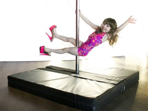 Three Year Old Leanna Learnt To Pole Dance Before She Could Walk