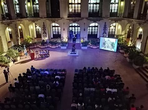 Pilotos, escuderías, clasificaciones, parrillas, circuitos y palmarés, en as.com X Jornada de Investigación del Arte en Guatemala | Julio ...