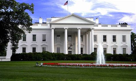 La Casa Blanca Anuncia La Salida De La Asesora Que Se Burló Del Cáncer