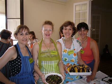 Hamburguesa vegetariana de boniato y lentejas. els menjars de Clara: cursos de cocina vegetariana ecológica.