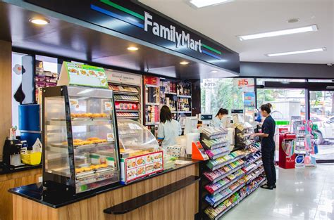 These stays are highly rated for location, cleanliness, and more. เอาแล้วไง Family Mart ขายอาหารตามสั่ง พ่อค้าแม่ค้า เตรียม ...