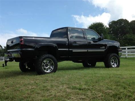 Overall, drivers like the silverado 2500hd's powertrain choices and impressive towing capacity. Buy used 2005 duramax 2500hd silverado chevy in Street ...