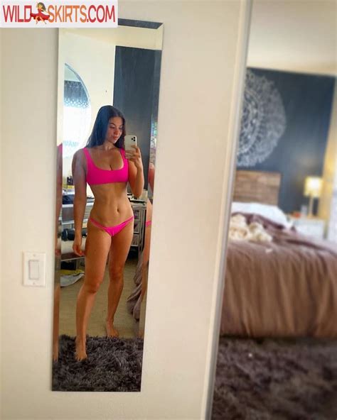 Kira Kosarin Kirakosarin Nude Instagram Leaked Photo