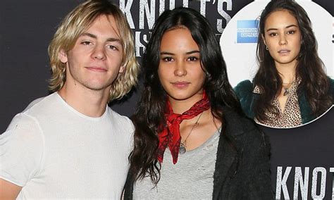 Courtney Eaton And Ross Lynch Call It Quits Daily Mail
