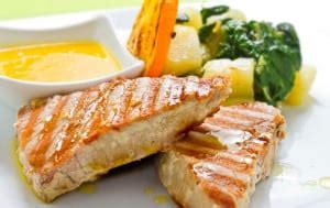 Tuna bakar teflon #grilling tuna wit. Cara Membuat Ikan Salmon Panggang Saus Lemon