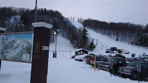 Skiing Willard Mountain December 23 2020
