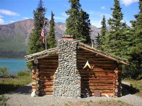 Great location to build the cabin of your dreams in a remote location. 333 - How to?: Richard Proenneke - cabin