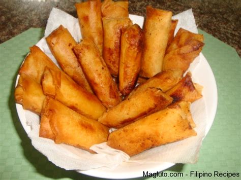 Also known as lumpiang saging, is a philippine snack made of thinly sliced bananas, dusted with brown sugar, rolled in a spring roll wrapper and fried. Filipino Recipe Turon (Fried Banana Roll) « Magluto.com ...