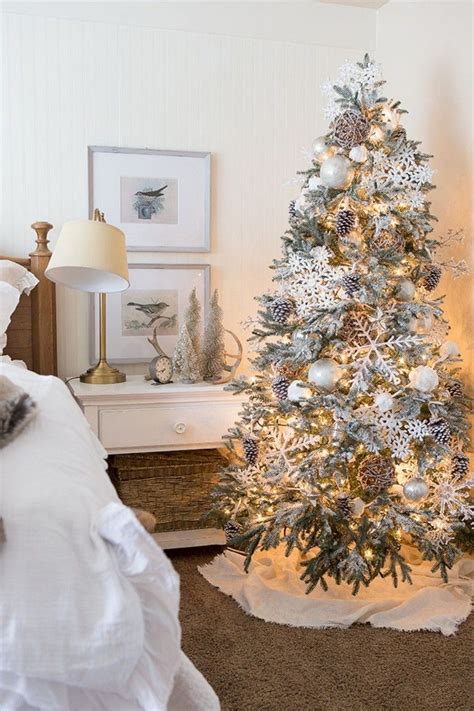 26 Beautiful Festive Christmas Tree Decor Ideas Christmas Tree