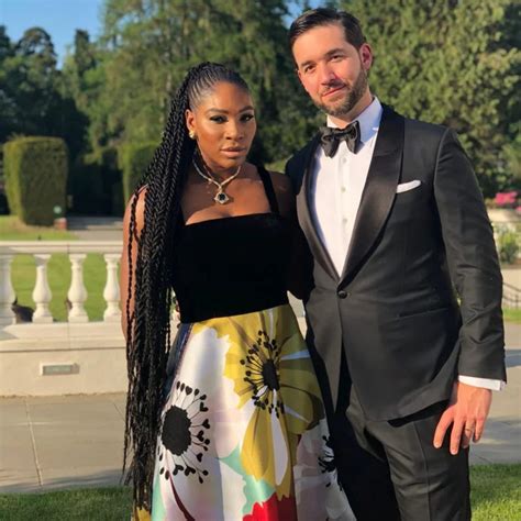 serena williams mari compagnon de serena williams crpodt