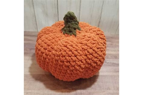 9 Pumpkin Shaped Home Accessories That Are Perfect For Fall