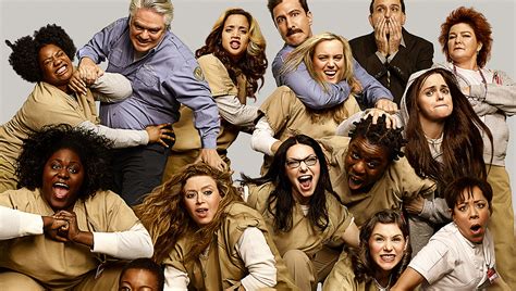 Sentenced to 15 months for her crimes, chapman must trade her life in new york city for a stay in litchfield federal correctional institution with a motley crew of inmates, each with her own story—a russian mobster (kate mulgrew). Orange Is The New Black revient le 12 juin ! | Série, j'ai ...