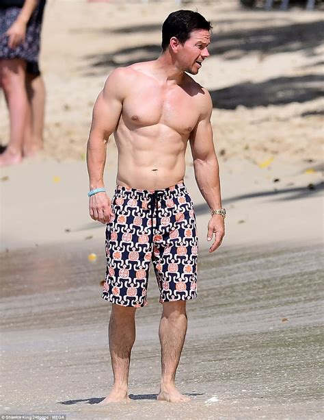 Mark Wahlberg Displays His Six Pack In Barbados Australia News Today