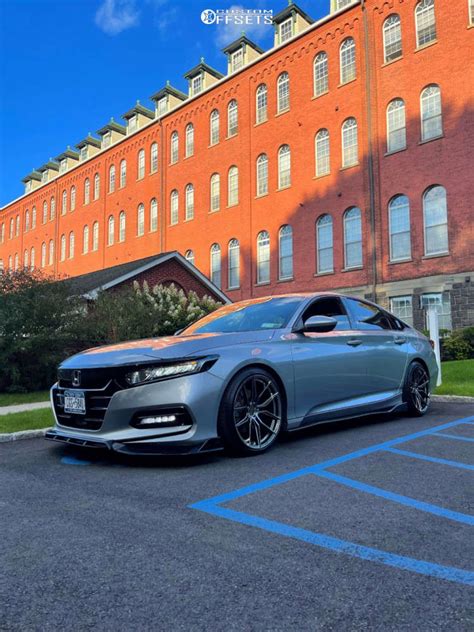 2018 Honda Accord With 19x10 40 Xxr 559 And 24535r19 Continental