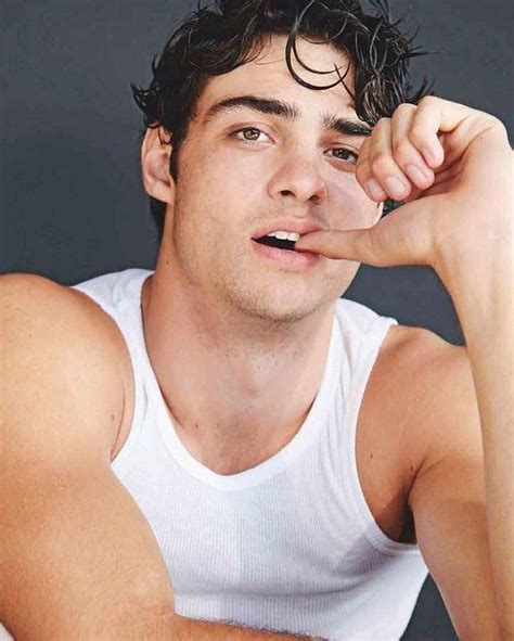 Favorite Hunks Other Things Man Of The Moment Noah Centineo