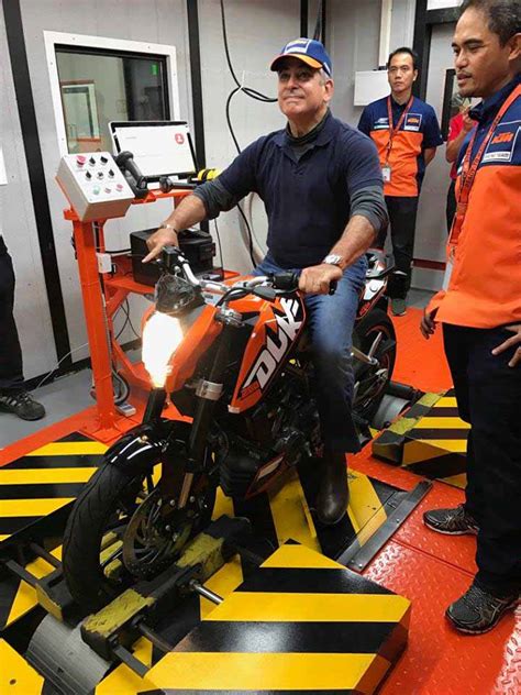 Buy ktm 200 duke motorcycle motorcycles road in quezon city philippines — from access plus, company in catalog allbiz! KTM Philippines production in full swing - Report