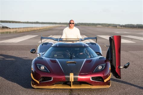 Koenigsegg agera rs top speed km/h. El Koenigsegg Agera RS alcanza los 447 Km/h y bate un récord