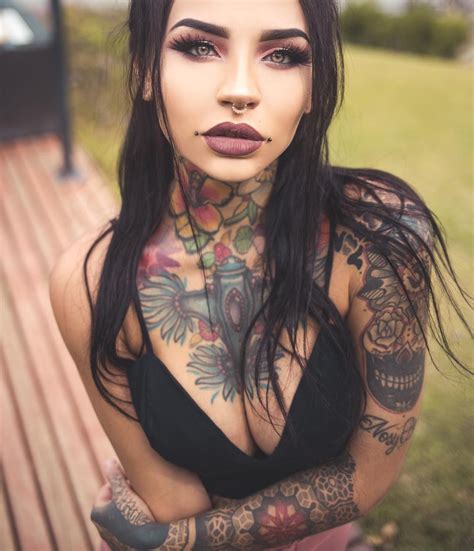 Tattoed Women Tattoed Girls Inked Girls Gothic Girls Hot Tattoos
