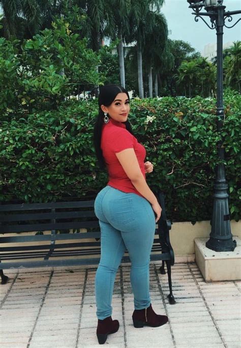 Curvy Women Latin Women Tight Jeans Super Girls Brunettes New Fashion Big Butts Curves Candy