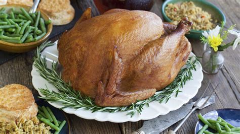 Bojangles Cooks Up Seasoned Fried Turkey For 2017 Holiday Season Chew Boom