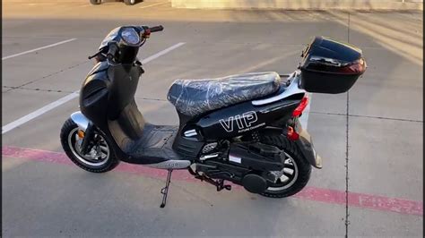 The powermax features hydraulic suspension and the powermax 150cc is comes standard with twist throttle and standard hand brakes, while still being comfortable for casual riders with its convenient. TaoTao Powermax 150cc Scooter - YouTube