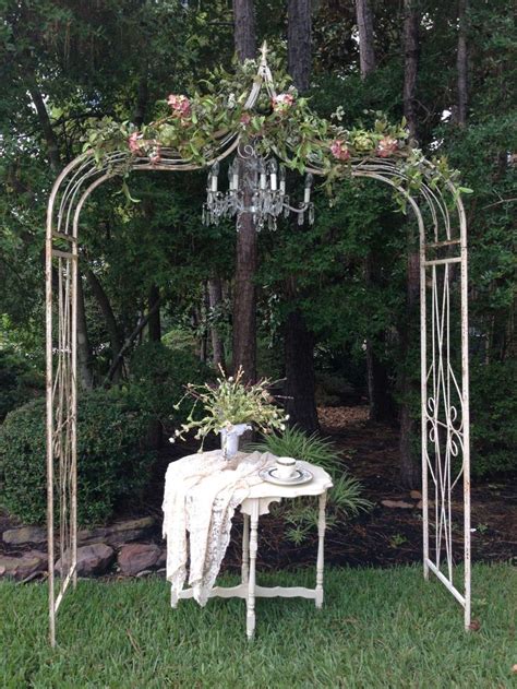 Best 25 Metal Wedding Arch Ideas On Pinterest Wedding Altar Decorations Outdoor Wedding