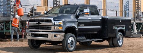 How Much Can A Chevy 6500 Tow