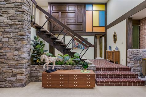 the brady bunch house hits the market at 5 5 million architectural digest