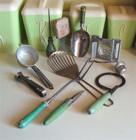 C Dianne Zweig Kitsch N Stuff Using Vintage Kitchen Tools And