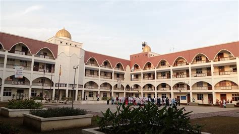 Maahad Integrasi Tahfiz Sains & Teknologi Klang di bandar Shah Alam