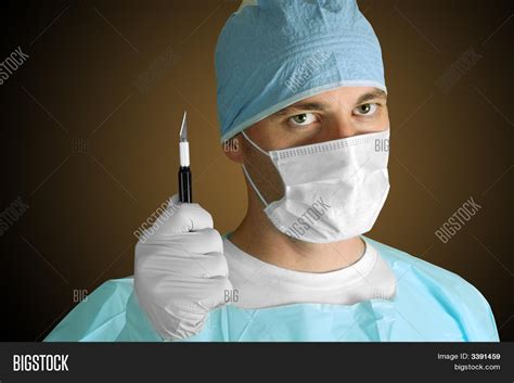 Doctorsurgeon Scalpel Image And Photo Free Trial Bigstock