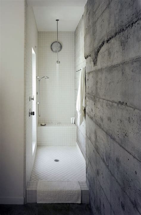 Board-formed concrete bath wall | Materials - Concrete/Cement