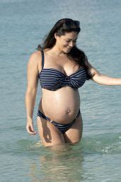 Casey Batchelor Shows Off Her Baby Bump In Dubai Celebmafia