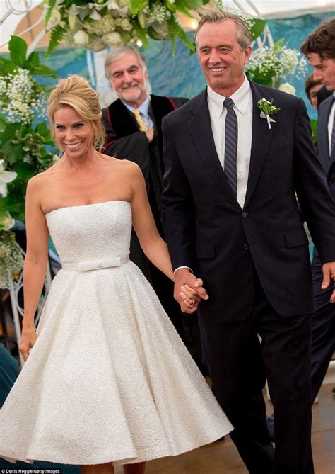 Pic Excl First Glimpse At Cheryl Hines And Bobby Kennedys Wedding